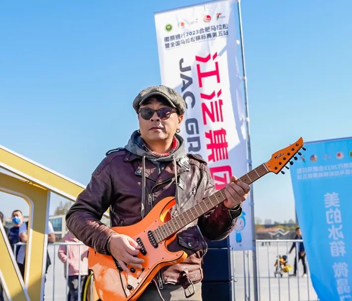 23102844ljv4.jpg 23102844ljv4.jpg